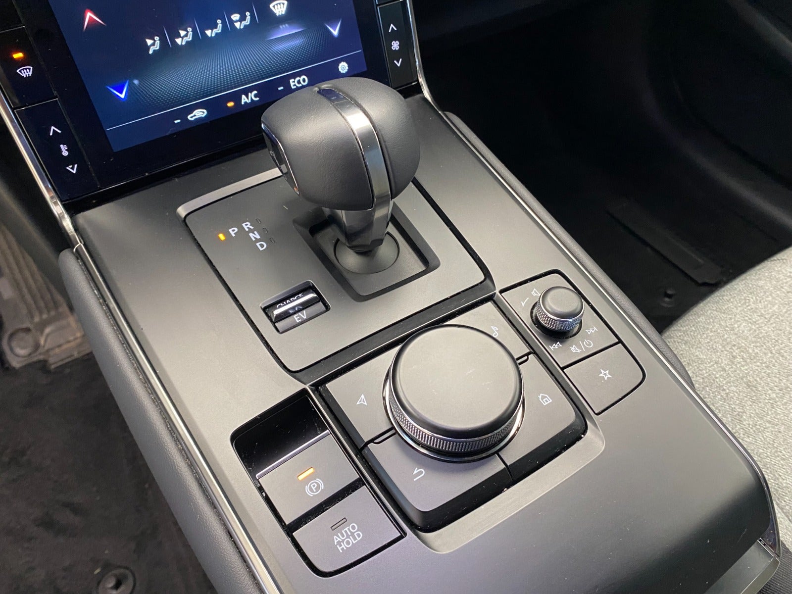 Billede af Mazda MX-30 0,8 e-SkyActiv R-EV Exclusive-Line