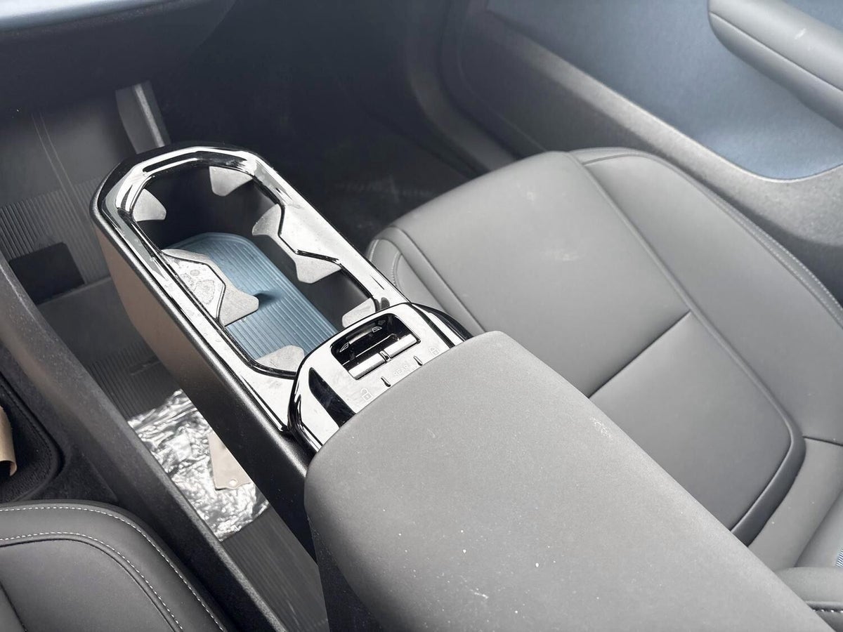 Volvo EX30 Extended Range Core billede 17