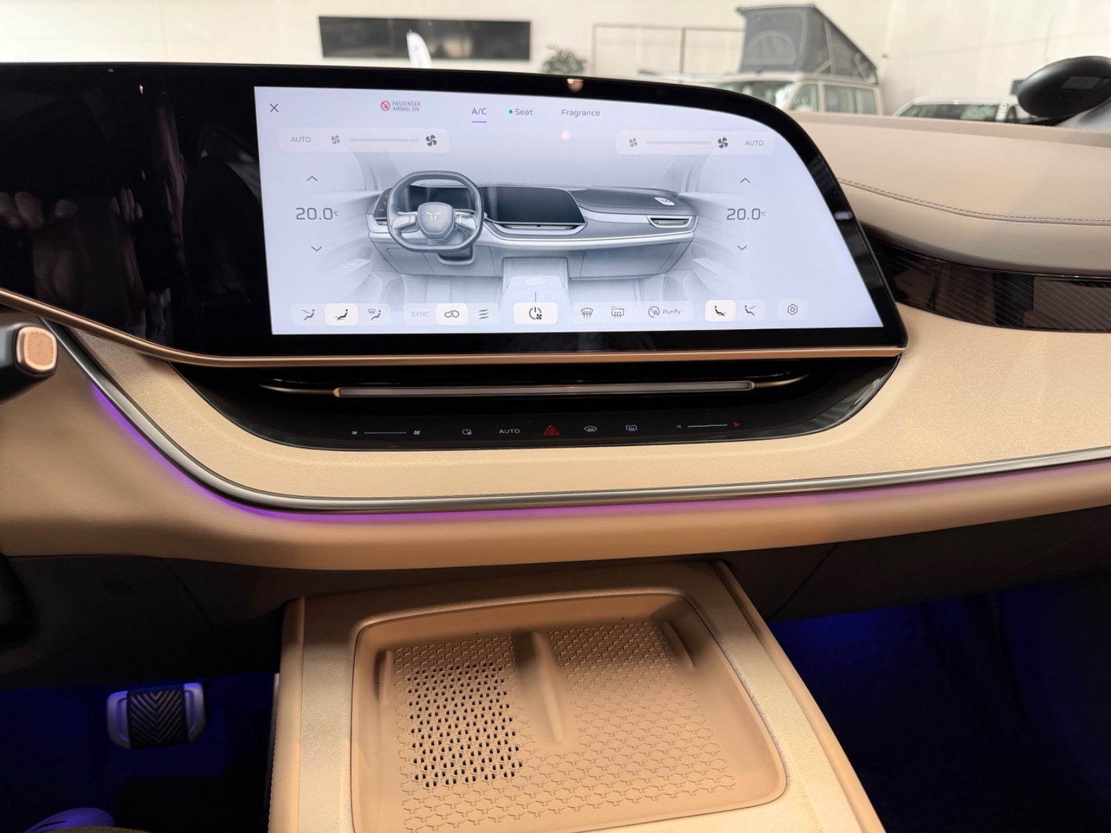 Billede af Hongqi EHS7 111 Exclusive