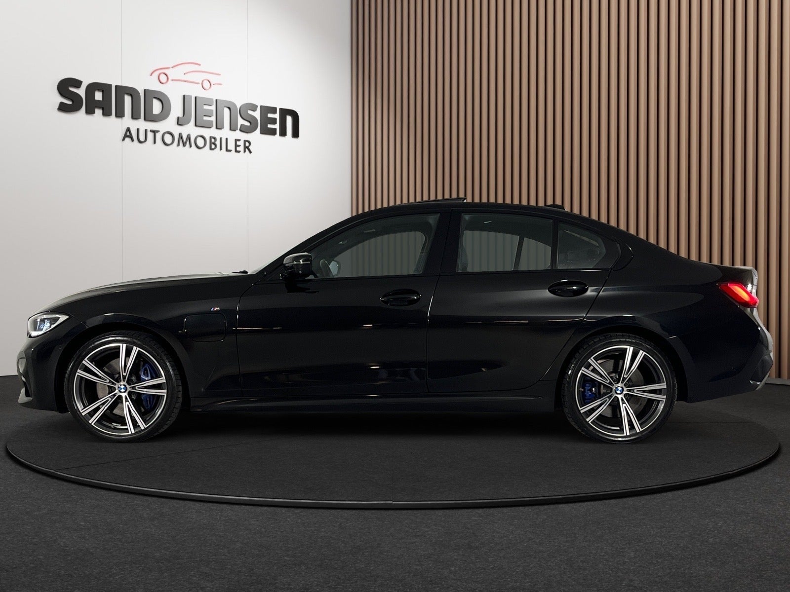 BMW 330e M-Sport aut.