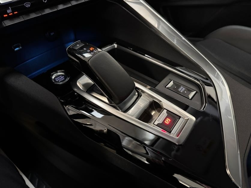 Peugeot 3008 Hybrid First Selection EAT8