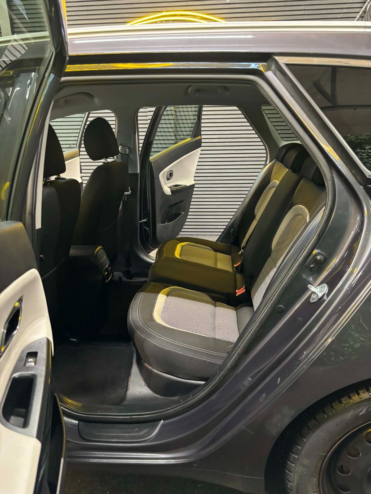 Billede af Kia Ceed 1,6 CRDi 128 Platinium Edition SW