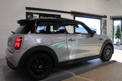 MINI Cooper SE Edition Premium Plus