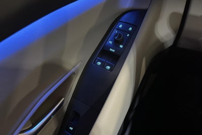 Ford Explorer Premium Extended Range