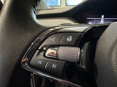 Skoda Enyaq iV Plus Design Selection