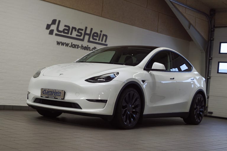 Tesla Model Y Performance AWD