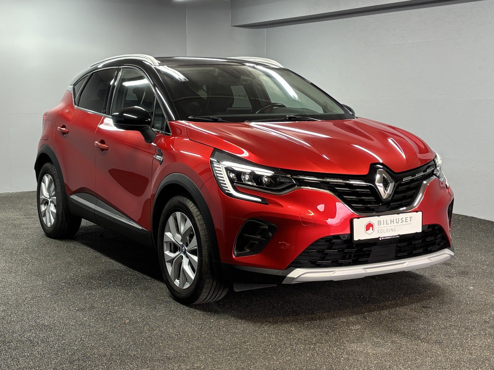 Billede af Renault Captur 1,6 E-Tech Intens