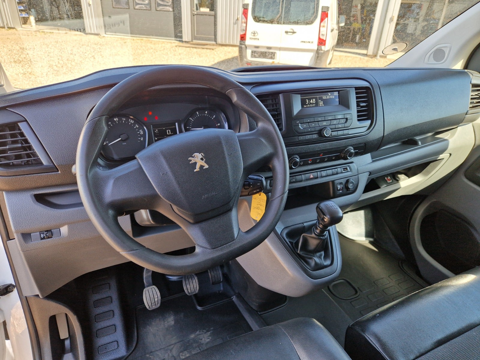 Billede af Peugeot Expert 1,6 BlueHDi 115 L2 Plus Van