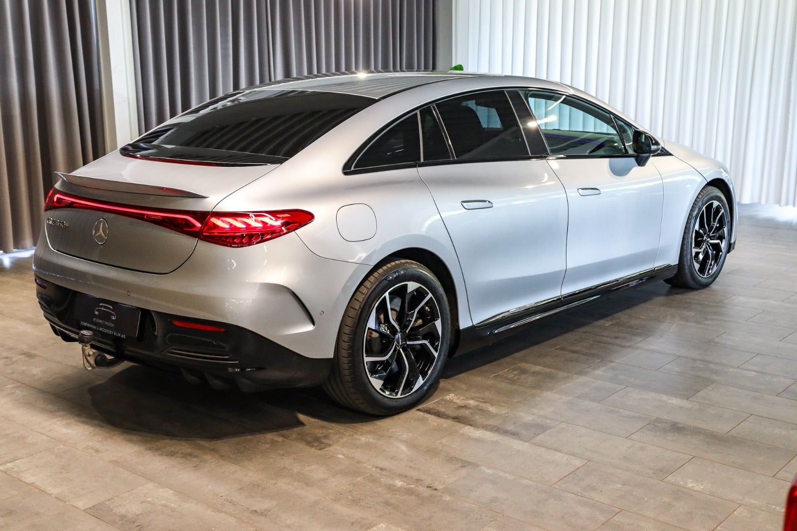 Billede af Mercedes EQE350+ AMG Line