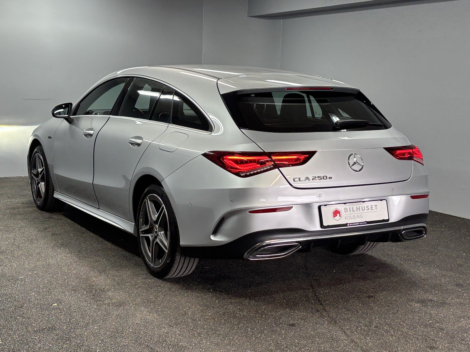 Billede af Mercedes CLA250 e 1,3 AMG Line Shooting Brake aut.