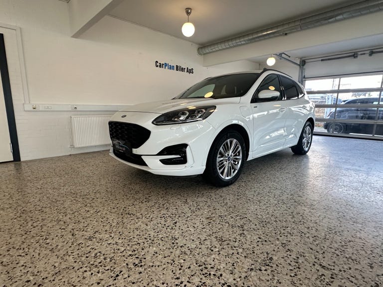 Ford Kuga PHEV ST-Line X CVT