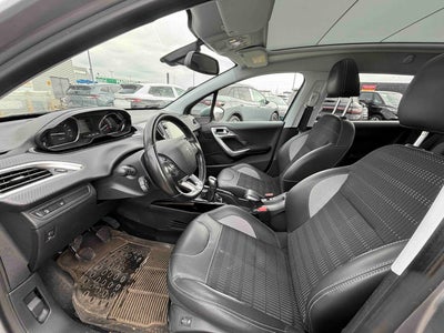 Peugeot 2008 e-THP 110 Allure Sky