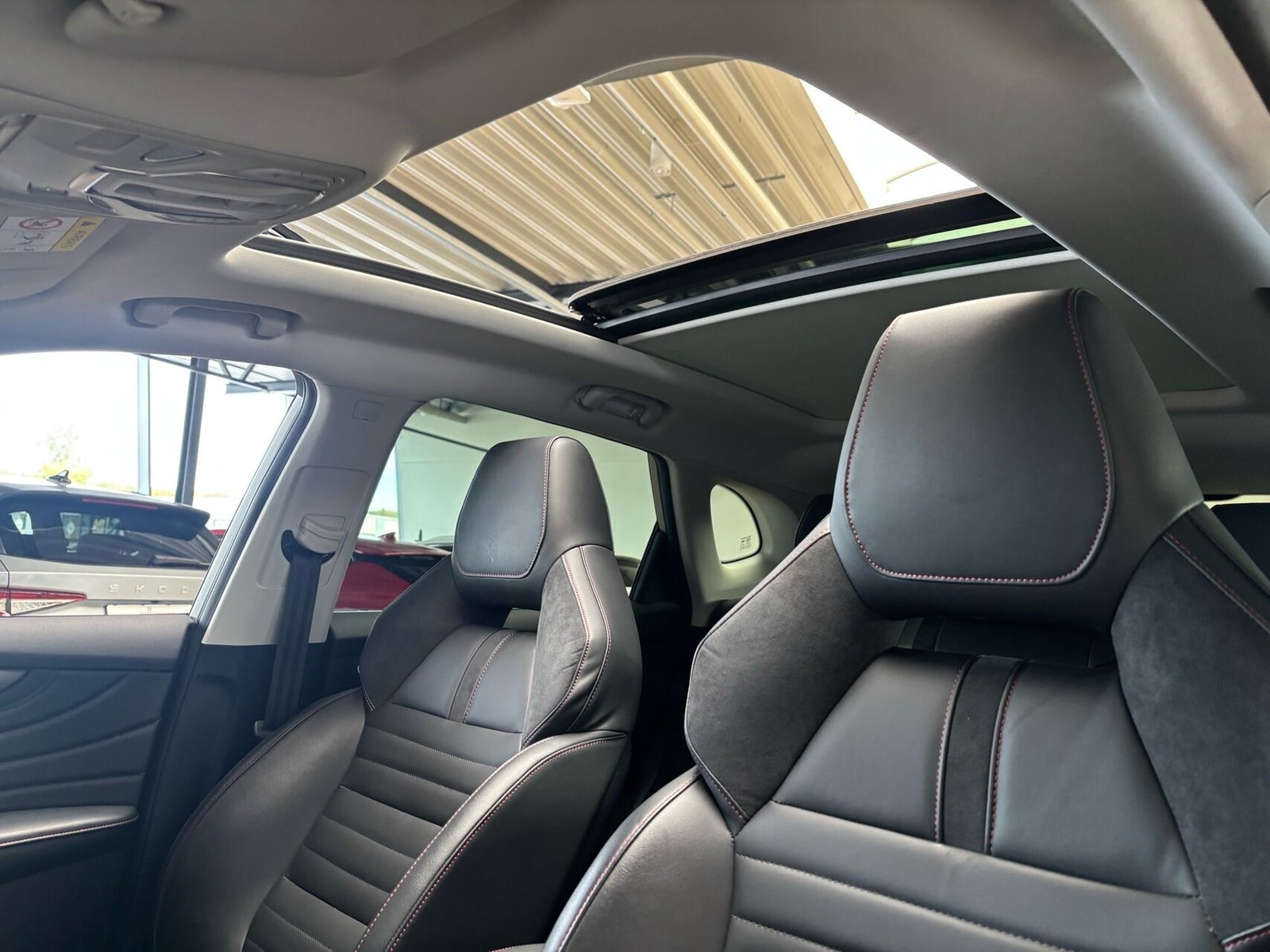 MG EHS PHEV Luxury