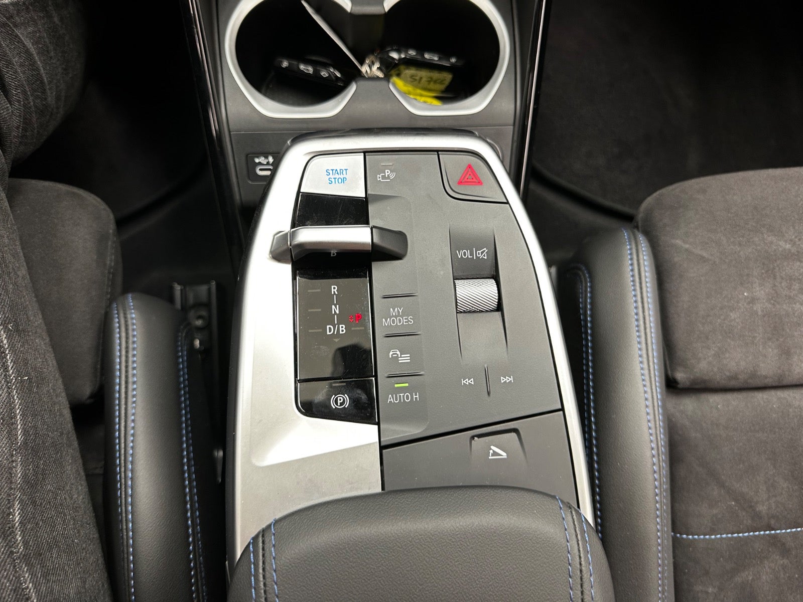 Billede af BMW iX1  eDrive20 Fully Charged M-Sport