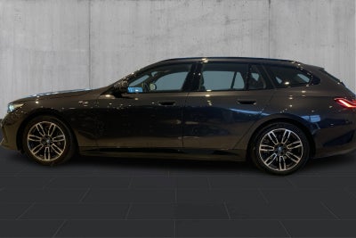 BMW i5 eDrive40 Touring M-Sport - 1