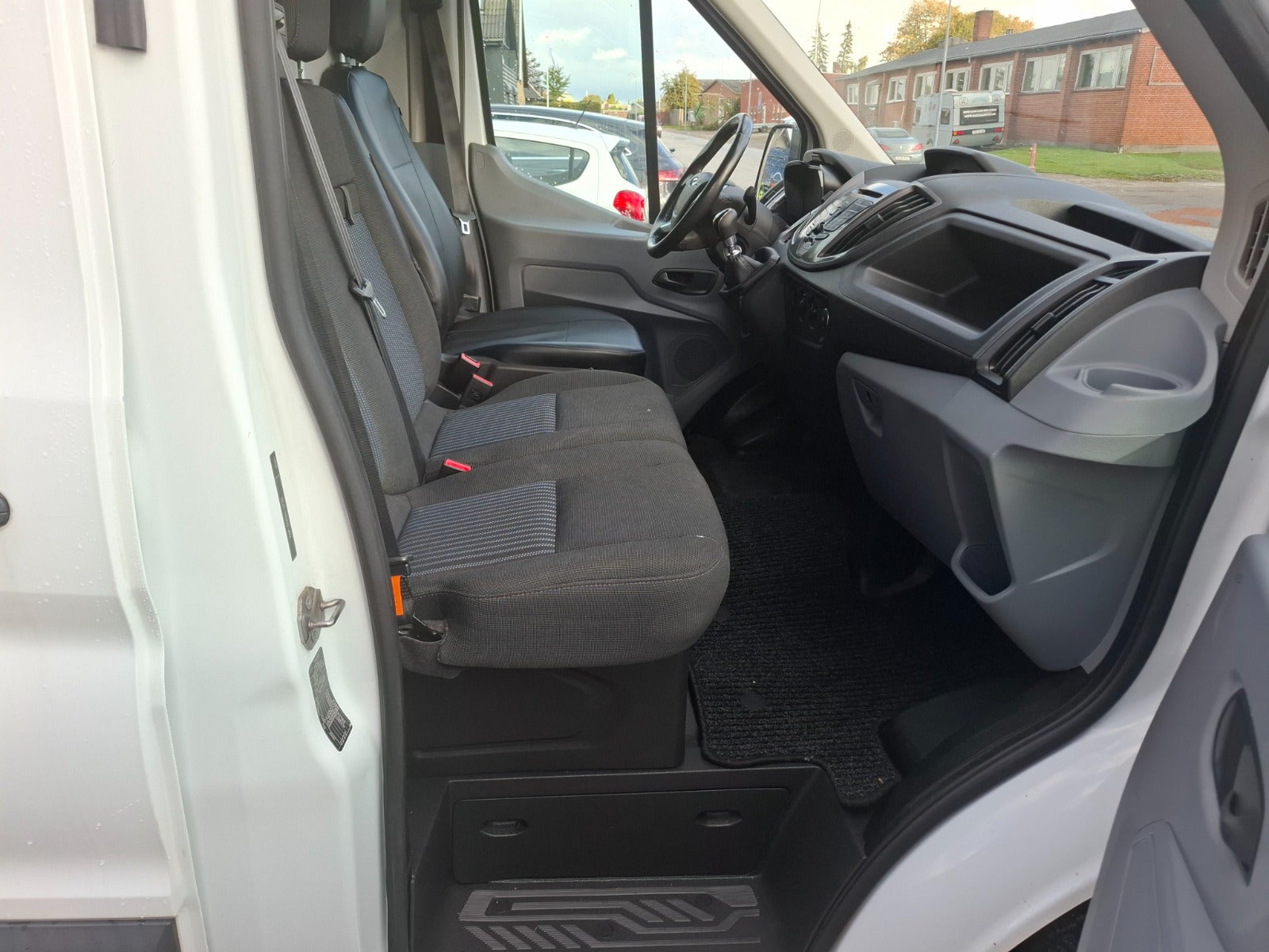 Ford Transit 350 L2 Van 2017