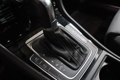 VW Golf VII TSi 140 R-line DSG BMT