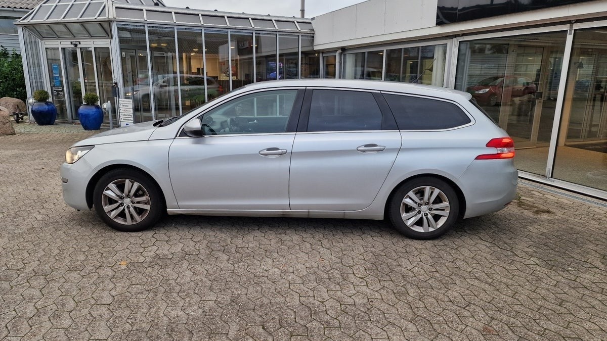 Peugeot 308 2015