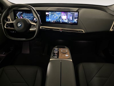 BMW iX xDrive40 Fully Charged