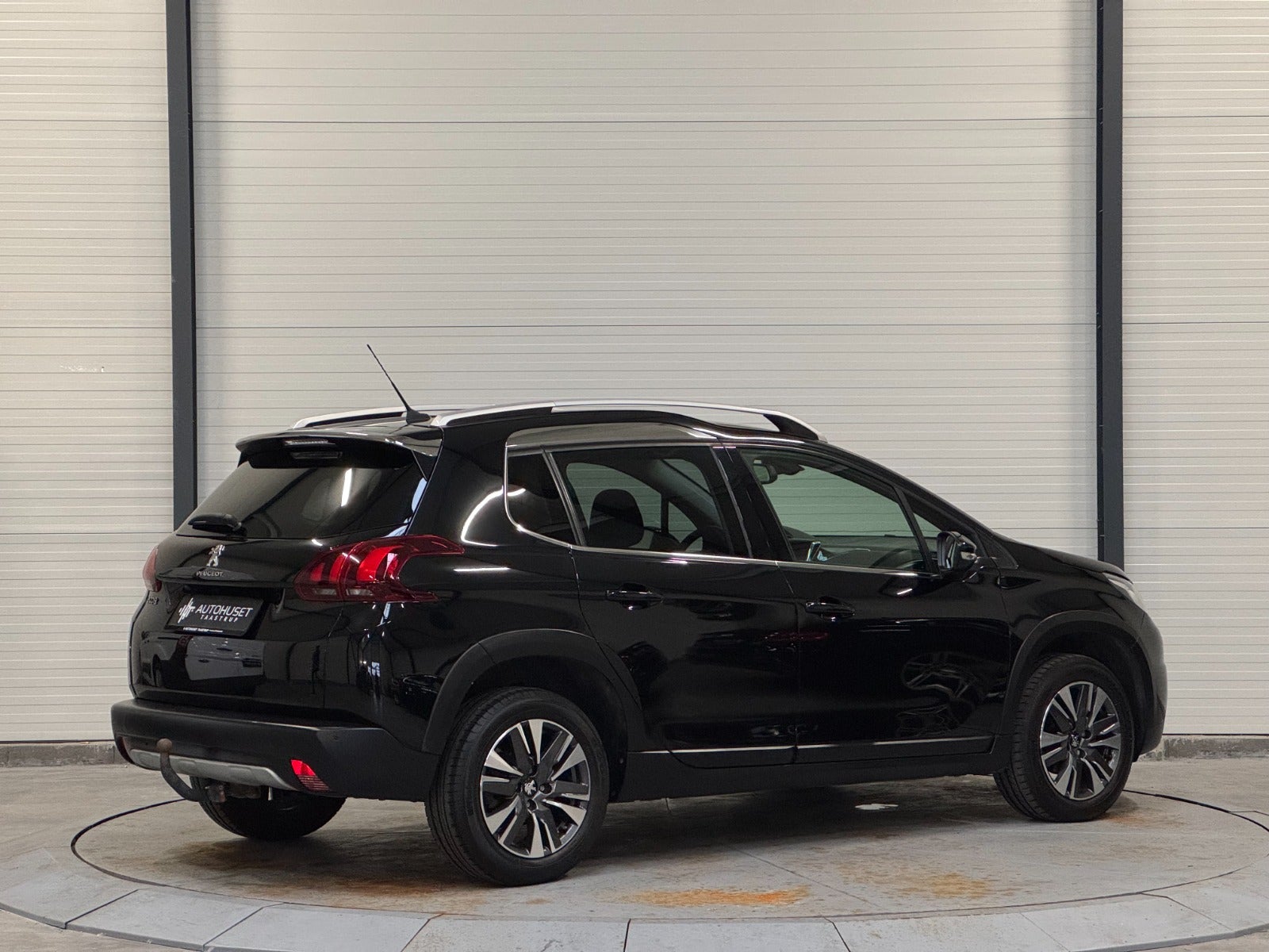 Billede af Peugeot 2008 1,5 BlueHDi 100 Allure Sky