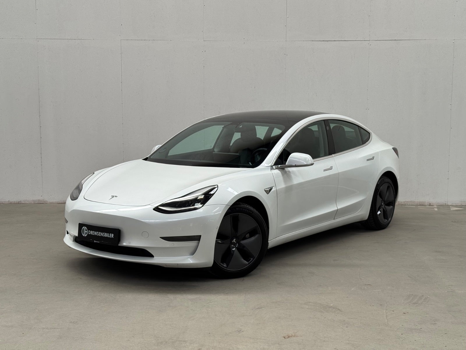 Tesla Model 3 Long Range AWD A