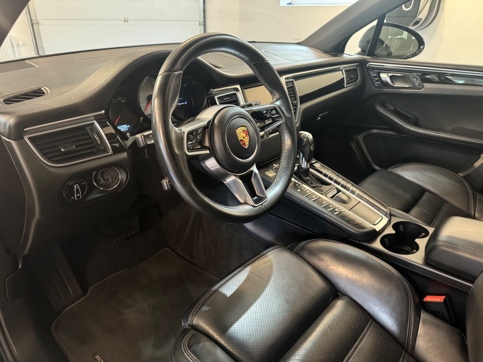 Porsche – Macan S