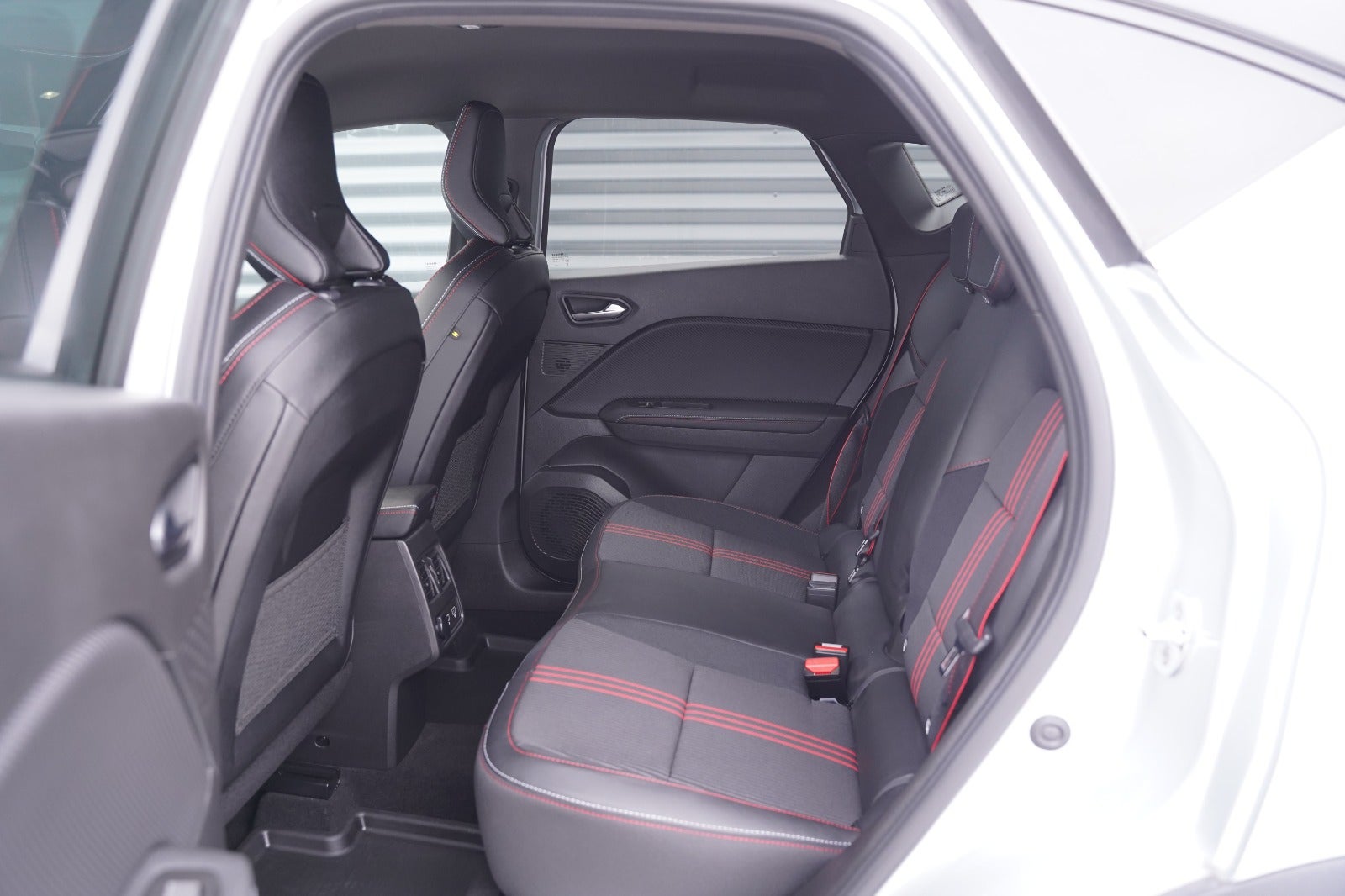 Billede af Renault Captur 1,6 E-Tech R.S. Line