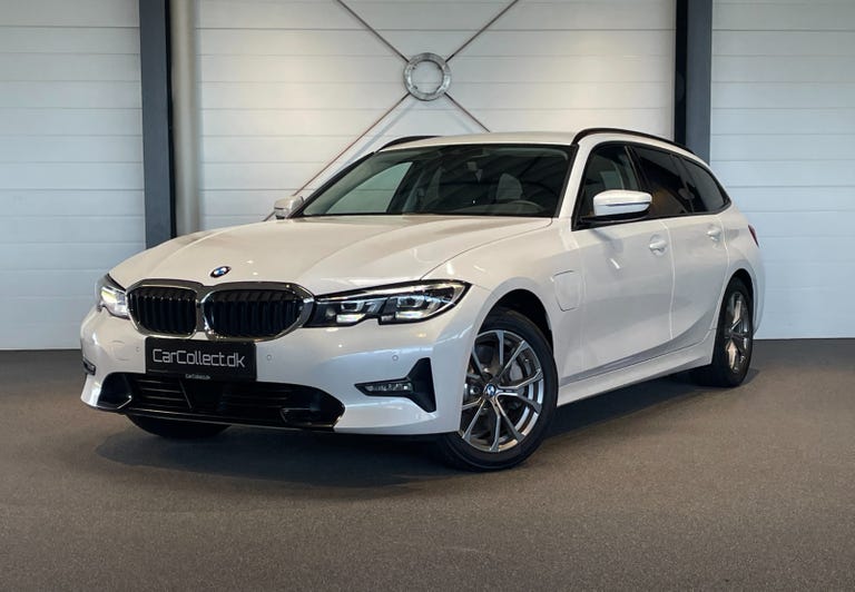 BMW 330e Touring Sport Line aut.