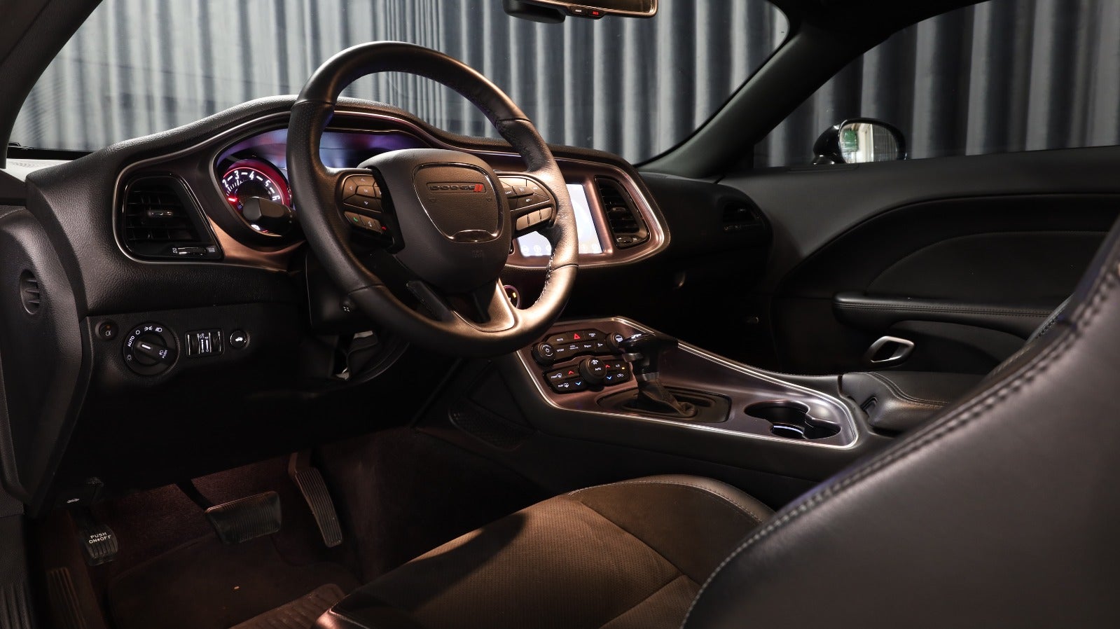Dodge Challenger V6 SXT+ aut.