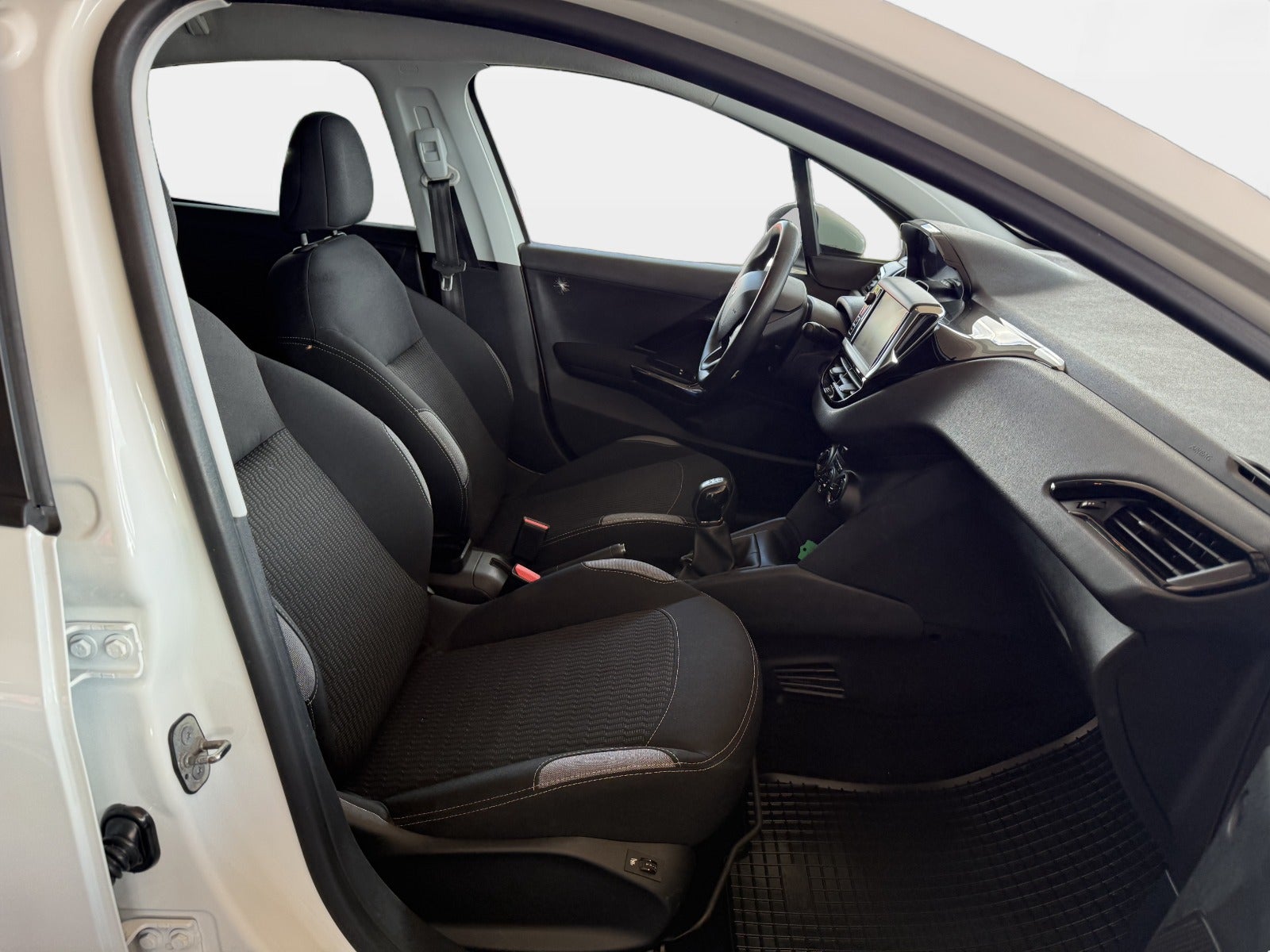 Billede af Peugeot 208 1,6 BlueHDi 100 Active