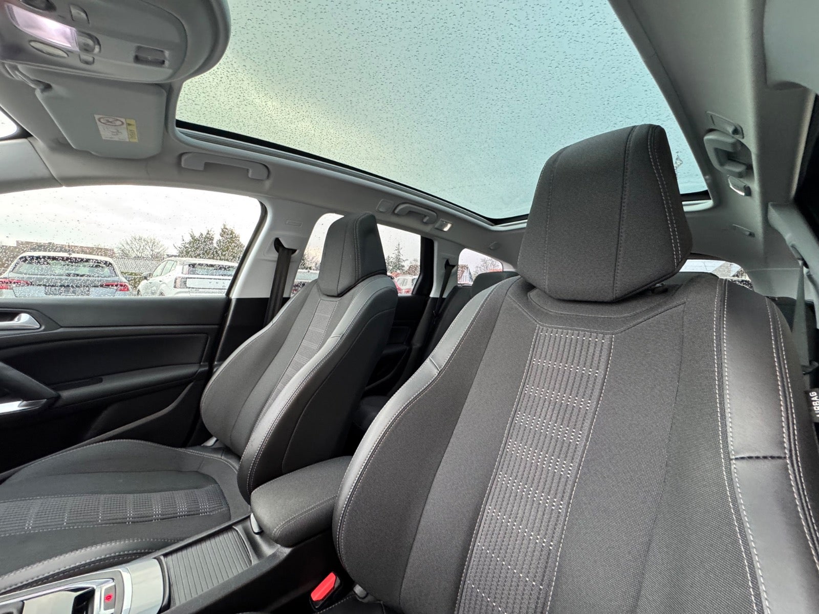 Billede af Peugeot 308 1,6 BlueHDi 120 Allure Sky SW