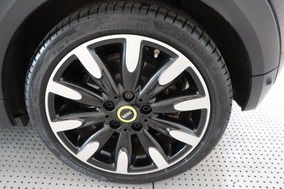 MINI Cooper SE Yours