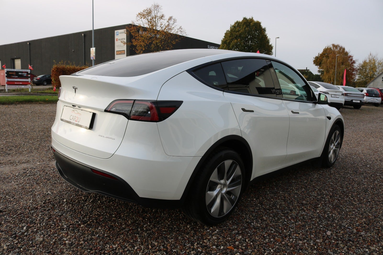 Tesla Model Y Long Range AWD