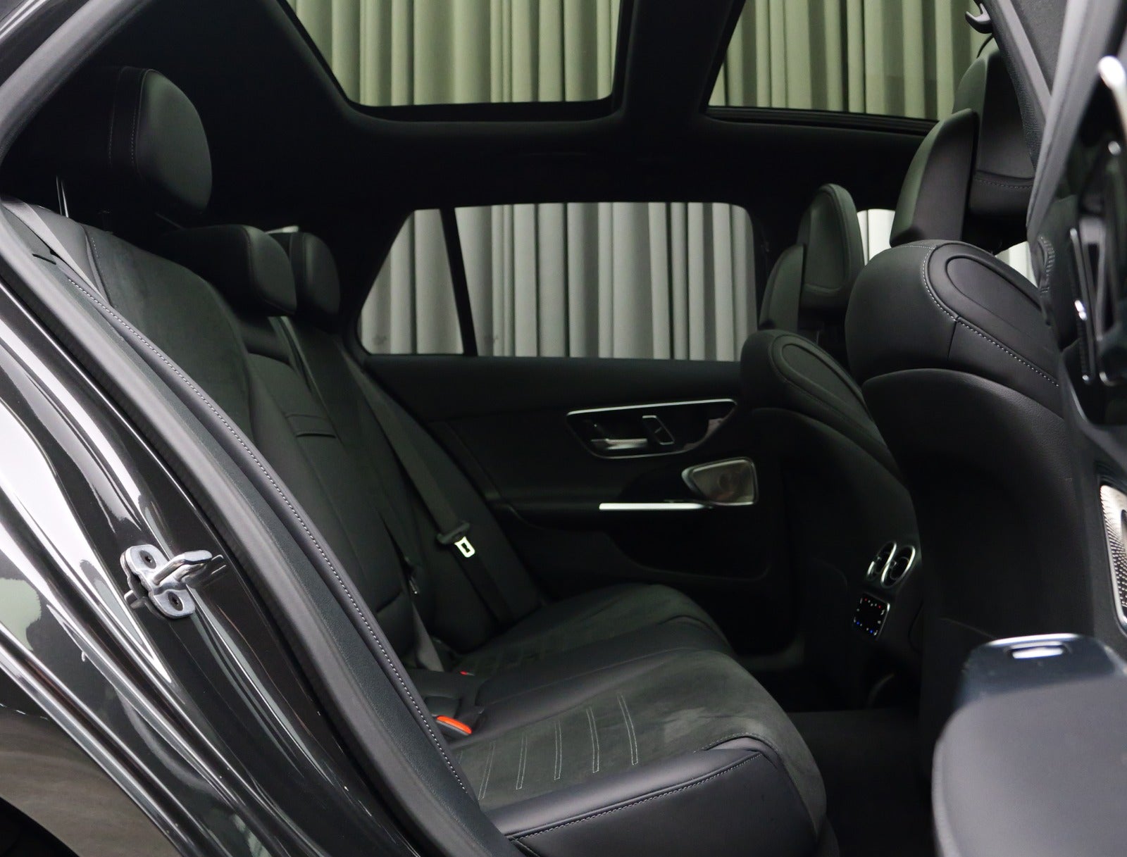 Mercedes C300 de AMG Line stc. aut.