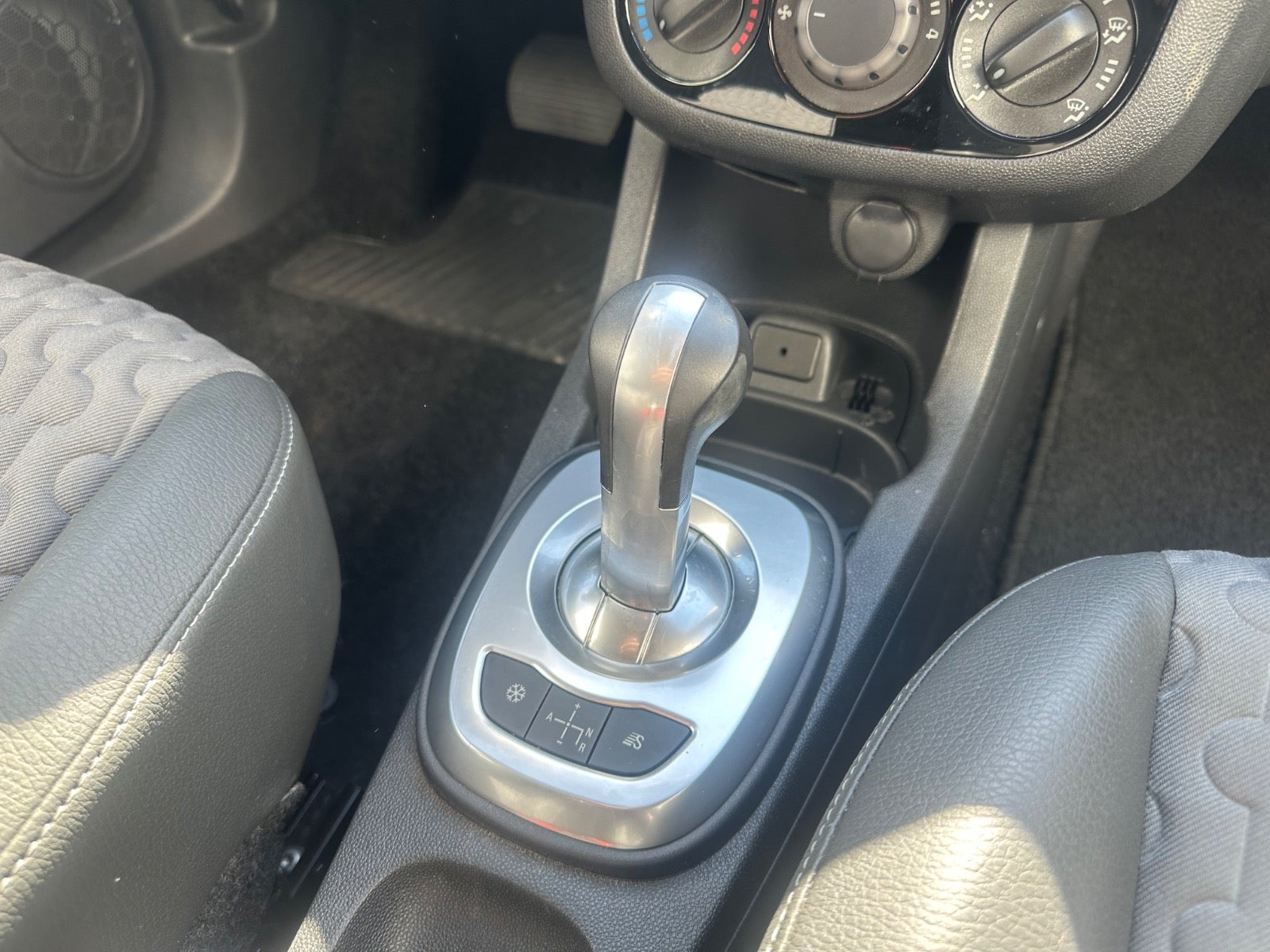 Billede af Opel Corsa 1,2 16V Enjoy aut.