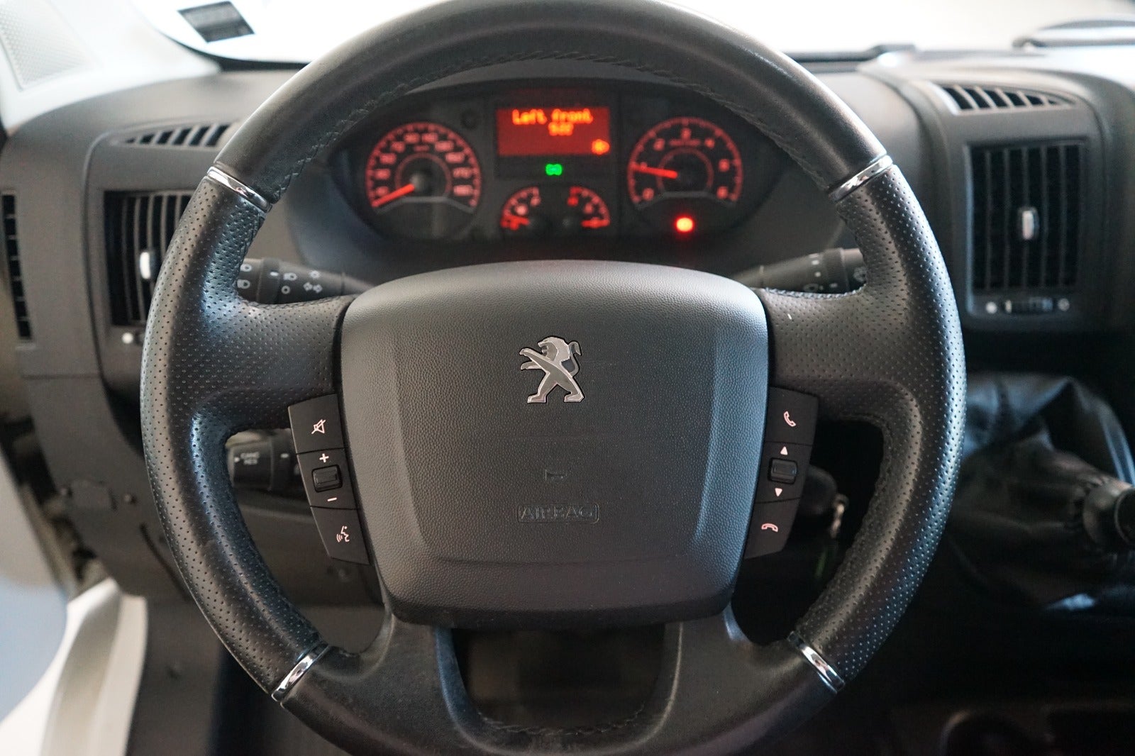Peugeot Boxer 330