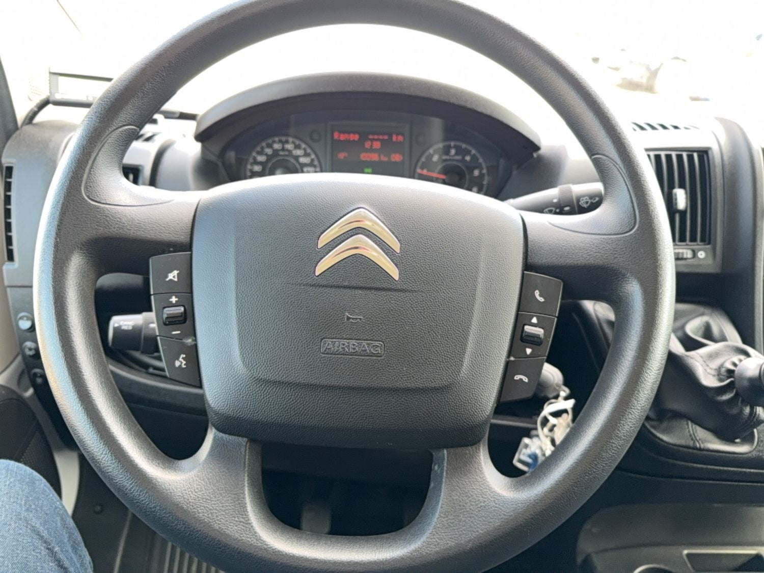 Billede af Citroën Jumper 35+ 2,2 BlueHDi 165 Alukasse m/køl