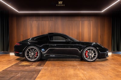 Porsche 911 Carrera 4S