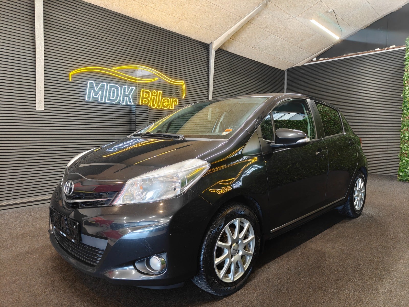 Billede af Toyota Yaris 1,0 VVT-i T1
