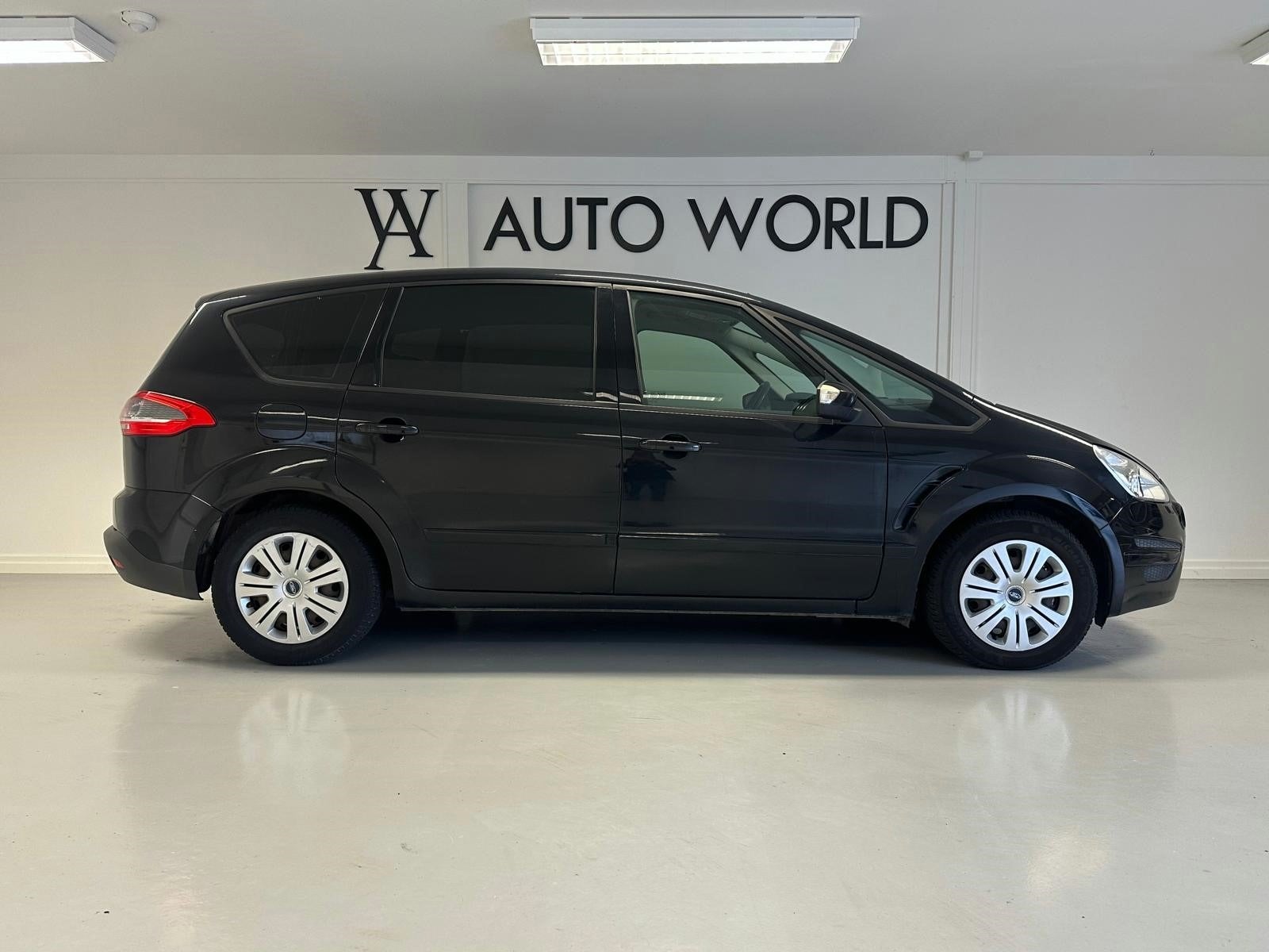 Ford S-MAX 2011