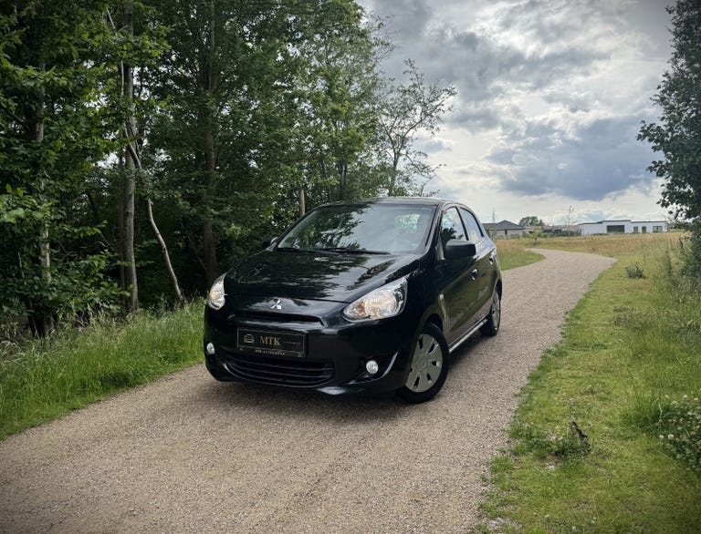 Mitsubishi Space Star Inform