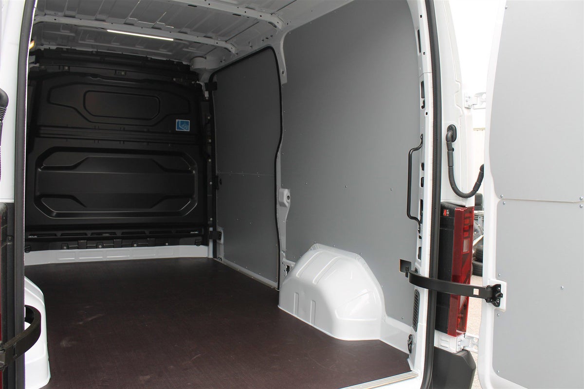 Renault Master V T33 dCi 150 L2H2 Kassevogn Tekno billede 18