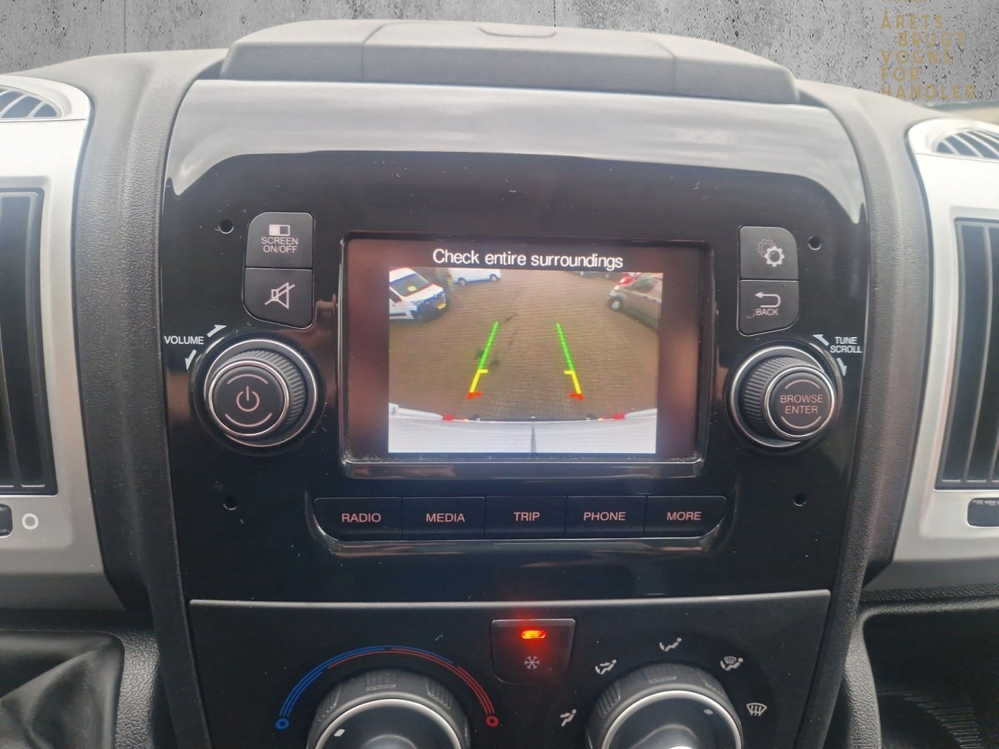 Billede af Peugeot Boxer 333 2,2 BlueHDi 140 L2H2 Premium