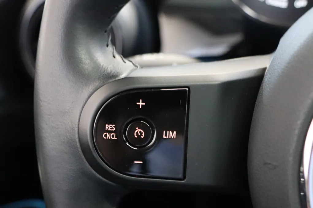 MINI Cooper SE Edition Premium Plus