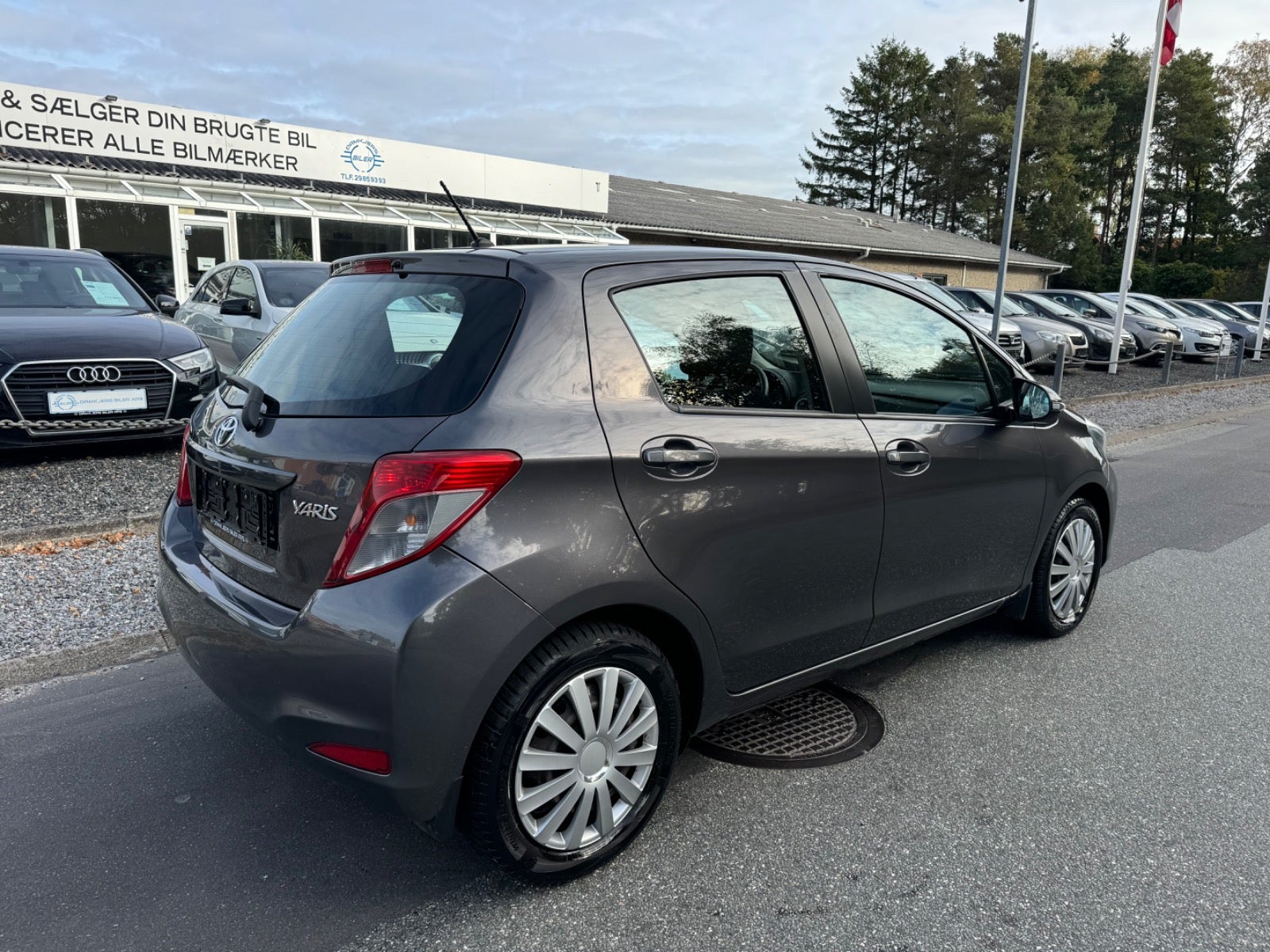 Toyota Yaris 2014