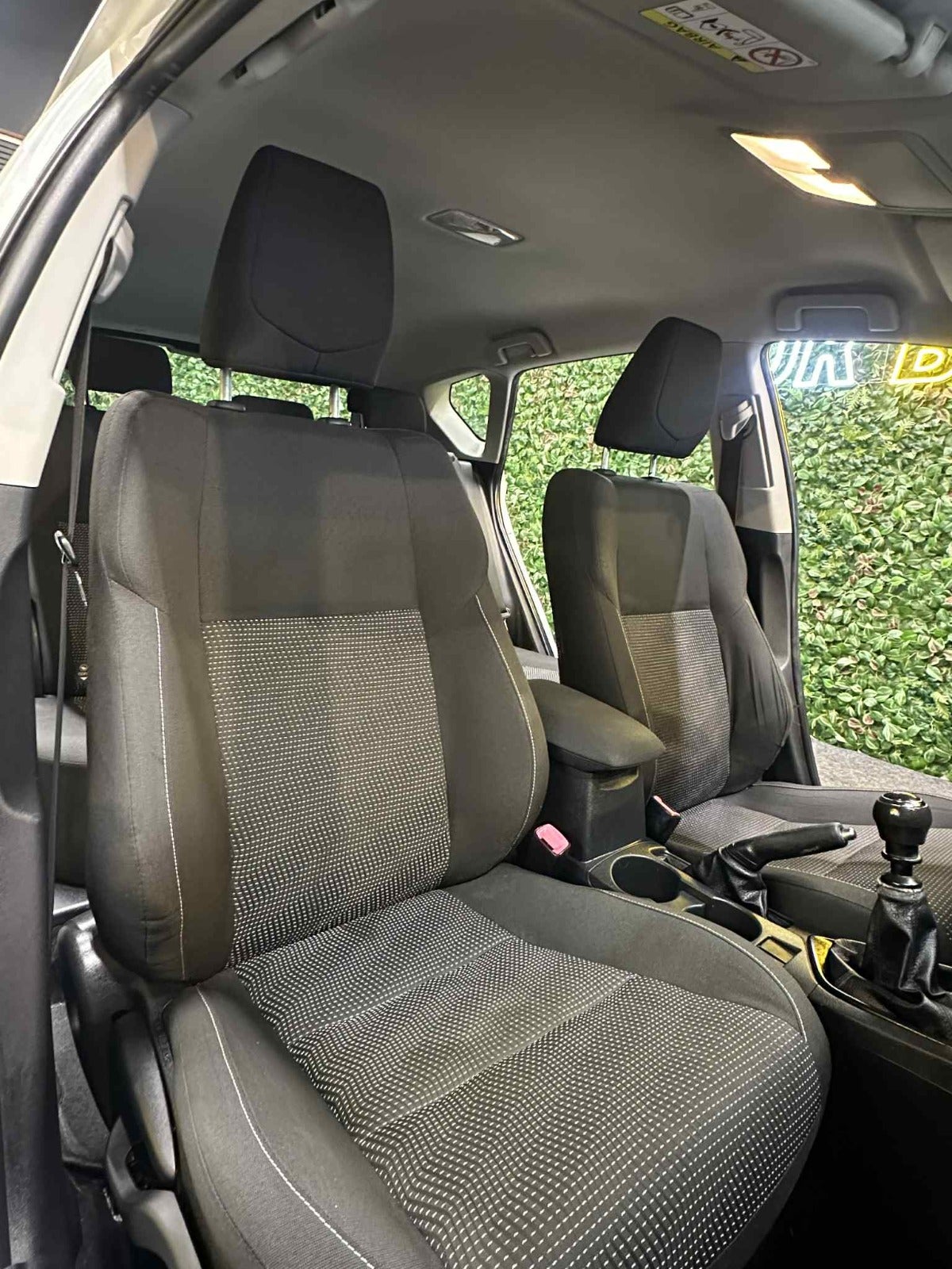 Billede af Toyota Auris 1,3 VVT-i T1