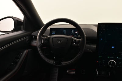 Ford Mustang Mach-E Extended Range AWD