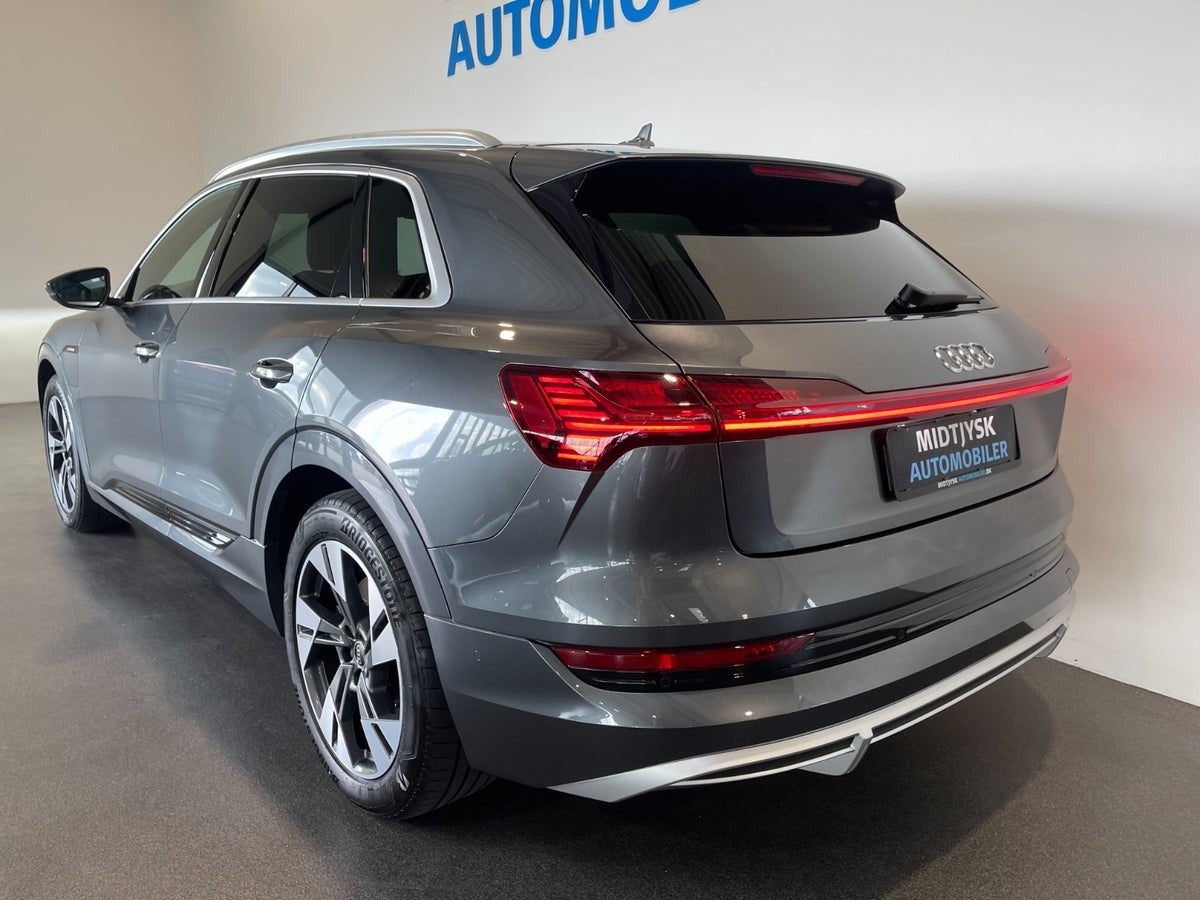 Audi e-tron 2021