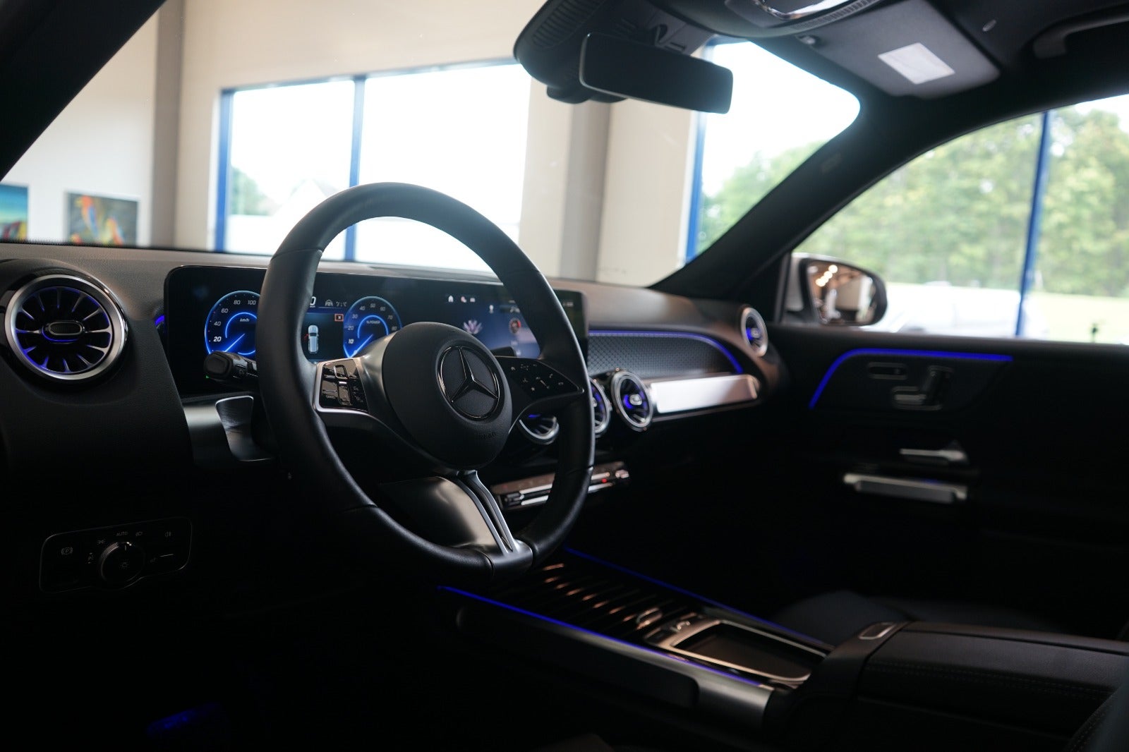 Mercedes EQB250+