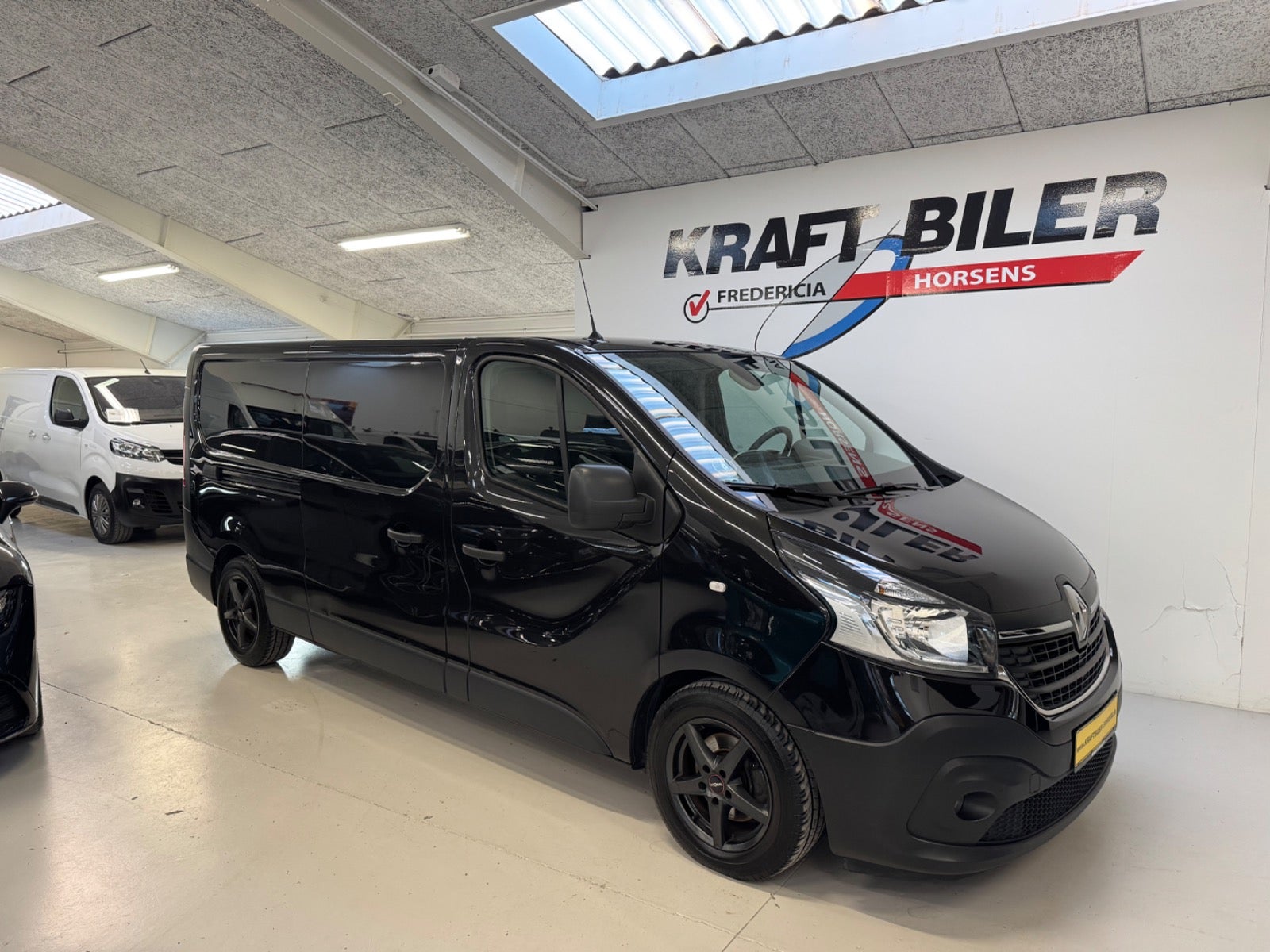 Billede af Renault Trafic T29 2,0 dCi 145 L2H1